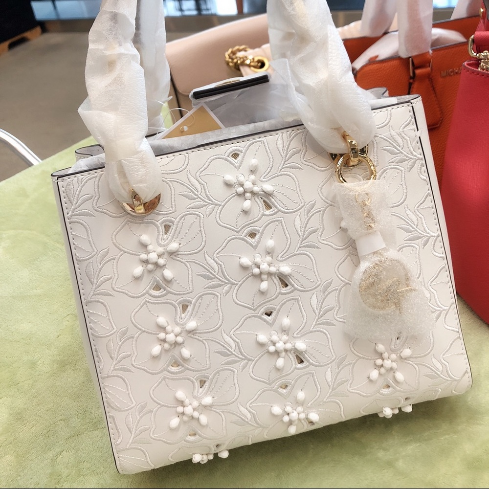 MK Michael Kors hand bag